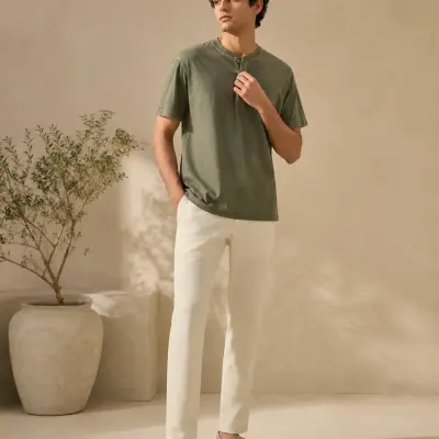 Lightweight Tailored Crew-Neck T-Shirt
